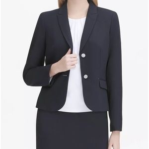 Professional Calvin Klein Blazer in Navy
